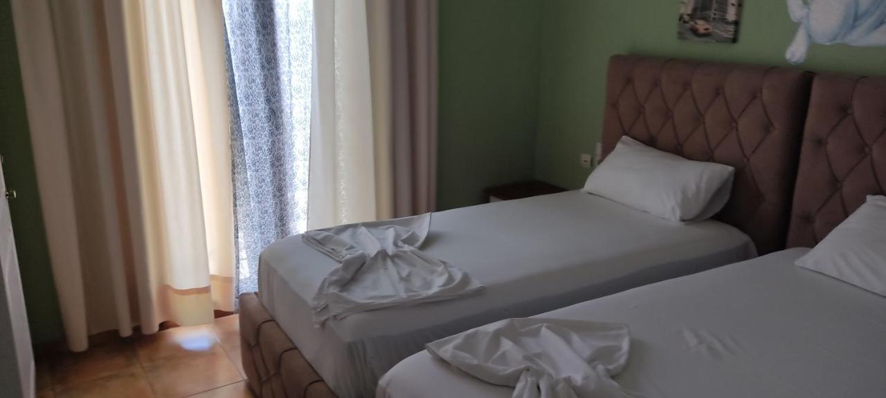 Apartment Rina Sarandë 外观 照片